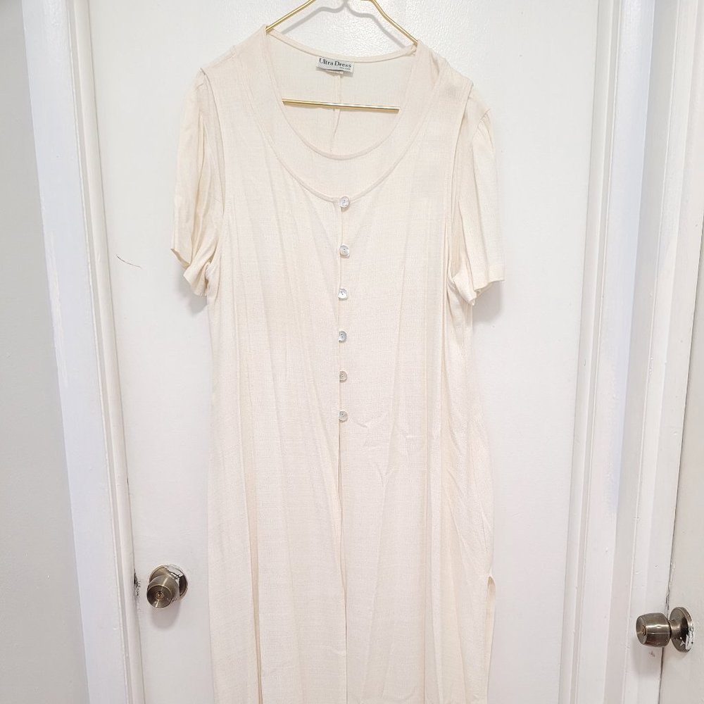 Ultra Dress New York  Long Dress Short Sleeves Plus Size 16 Rayon Pearl color